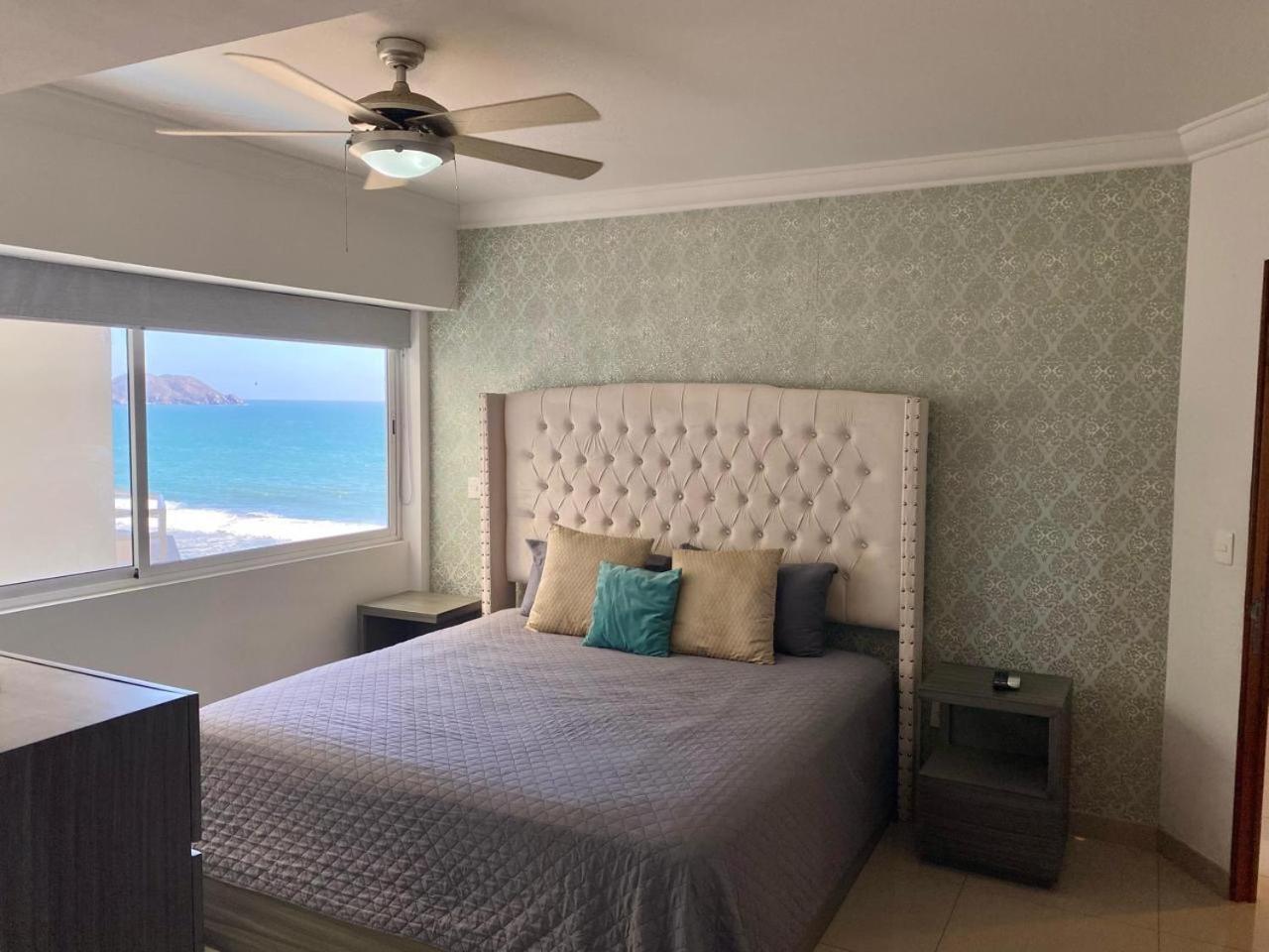 דירות מזטלן A Pie De Playa Con Alberca Jacuzzi Vista Al Mar מראה חיצוני תמונה