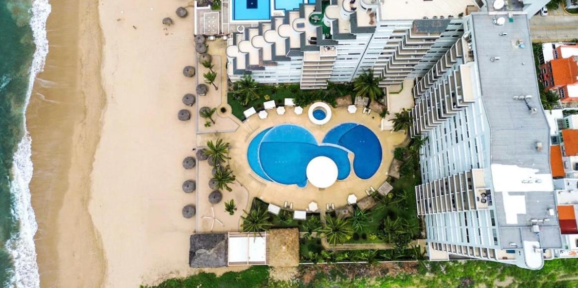 דירות מזטלן A Pie De Playa Con Alberca Jacuzzi Vista Al Mar מראה חיצוני תמונה